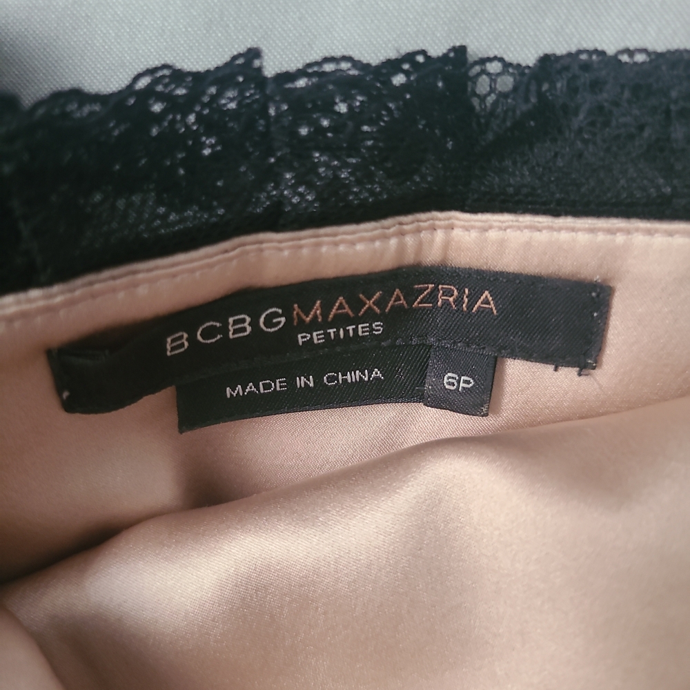 BCBGMAXAZRIA Petites Black Lace Cocktail Dress Tie Waist Size 6P - Picture 4 of 4